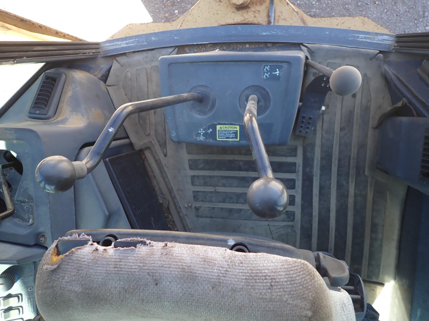 ./imagenes/INVOICE/2019/16552/RETROEXCAVADORA JOHN DEERE_410G (19).JPG